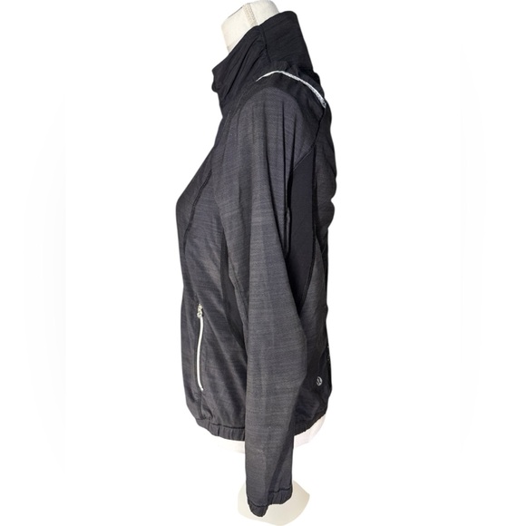 Lululemon Women’s Nada Jacket - Picture 6 of 6
